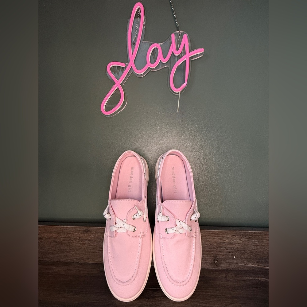Steve Madden Pink Boat Loafers